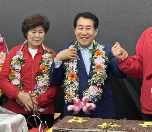 '징검다리 4선' 나동연, 양산 보수 저력 재확인... 조문관과 3연전 완승