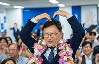 정근식 서울교육감 재선 성공, 30.32% 역대 최저 득표율 속 진보 교육 기조 유지