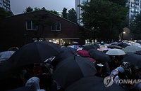 잠실7동 투표소 투표함 반출 24시간째 봉쇄... 선관위 행정 효율화가 초래한 법치 마비 사태