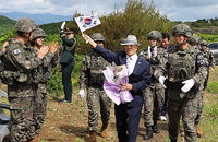 100세 노병, 75년 만에 가칠봉 찾다…'32명 중 4명 생존'