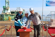 삼성重, '세계 최초' 3기 동시 건조…축구장 2.5배 '시더 FLNG' 진수!