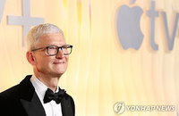 팀쿡, 15년 애플 경영 마감…9월 CEO직 퇴진