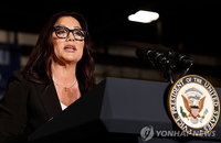 트럼프 2기 3번째 장관 교체, 노동장관 전격 사임