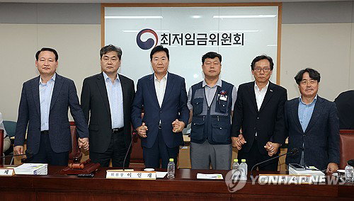 2027년 최저임금 심의 시작, '도급제 근로자' 핵심 쟁점 부상