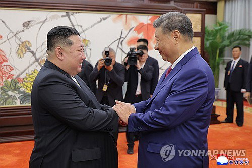 7년 만 北 찾는 시진핑, '비핵화' 질문에 침묵…속내는?