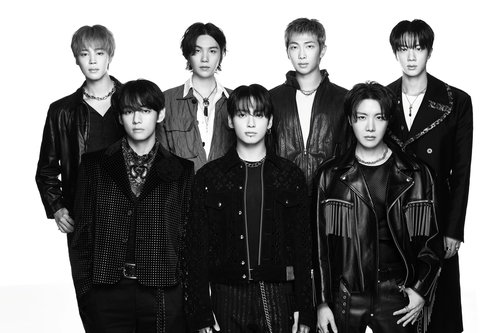 BTS '아리랑' 70만장, 日 상반기 앨범 차트 K팝 싹쓸이