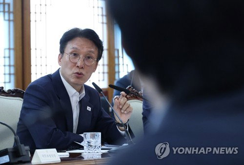 김민석 총리 “선관위 고위직 사퇴” 촉구