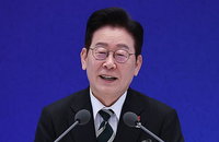 이재명 대통령 취임 1주년 비전 선포, '대체불가 대한민국' 위한 4대 목표 제시