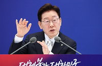 李대통령 "北 핵물질 생산 지속, 반드시 비핵화의 길로 가야"