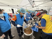 포스코와 공급사 PHP봉사단, 포항 무료급식소에 스테인리스 식기 240세트 및 기금 전달