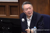 '건진법사 의혹' 윤석열 전 대통령에 징역 2년 구형... 검찰 "허위사실로 민주주의 왜곡"
