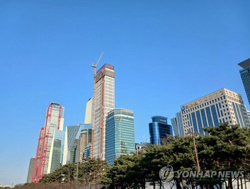 증시 활황에 증권사 '앉아서' 536억 벌었다…주가 뒤 고금리 '논란'