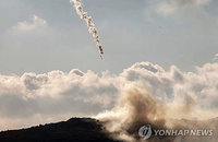 평화 서명 D-Day, 이스라엘 공습 찬물…이란 「미친 개」 격분