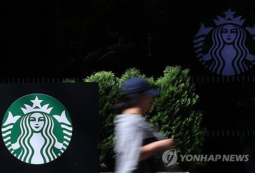 스타벅스 '고의성' 논란…경찰, 2억 유승민 수사 '총력'