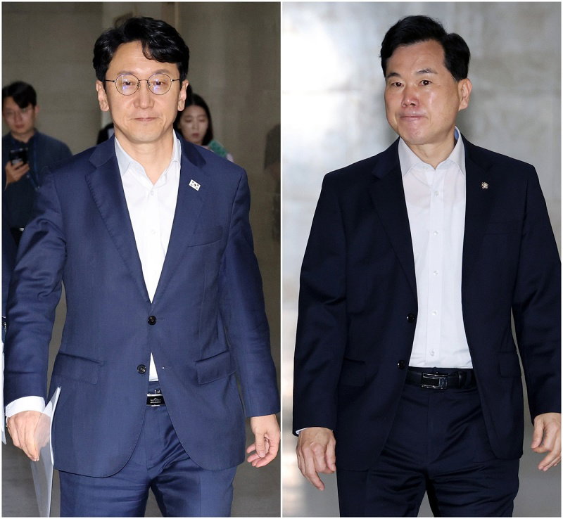 운영위원장실 향하는 천준호·김승수 운영위원장실 향하는 천준호·김승수