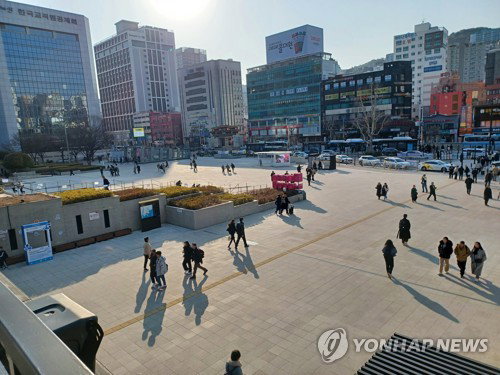 부산 '월 100만원' 일자리…노숙인 자립 돕는다