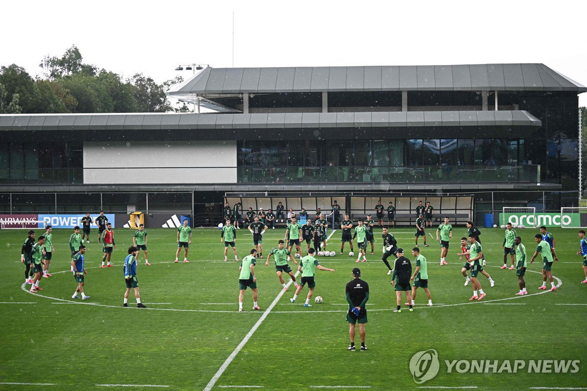 '잔디까지 맞췄다'…멕시코, 한국 홈어드밴티지 지우려 과달라하라 동일 잔디서 마지막 훈련