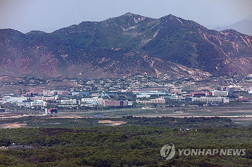 이재명 정부 첫 백서에 '北 적' 명기…평화 기조 꺾은 안보 현실