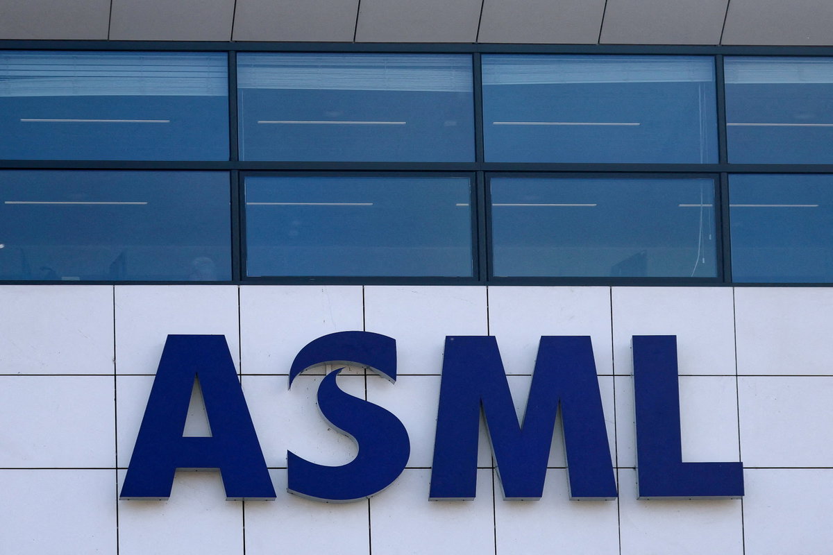 ASML ASML