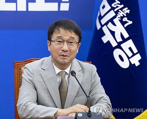 이화영 1심 '3개 중 2개 무죄'…민주 '표적 수사' 격앙, 국민의힘 '여론 호도' 일축