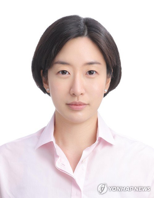 아모레 서경배 차녀 서호정, 오늘(21일) '신입사원' 결혼!