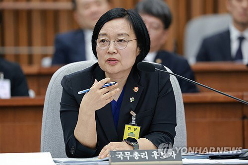 한성숙 청문회, '미용실 원장' 부동산 공방 '점화'