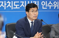 「삼겹살 회동」 젠슨 황 초청…이원택 새만금 승부수