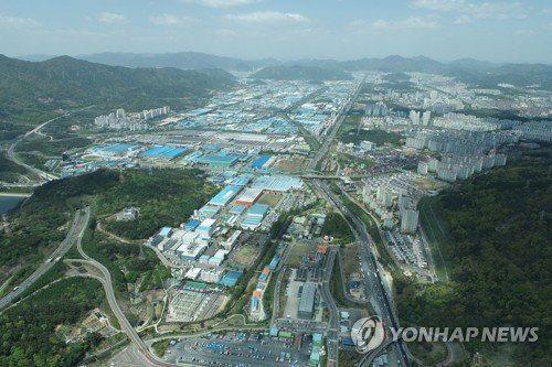 4천억 창원 데이터센터 '2년 지연' 충격... AI 심장 달고 2028년 출범
