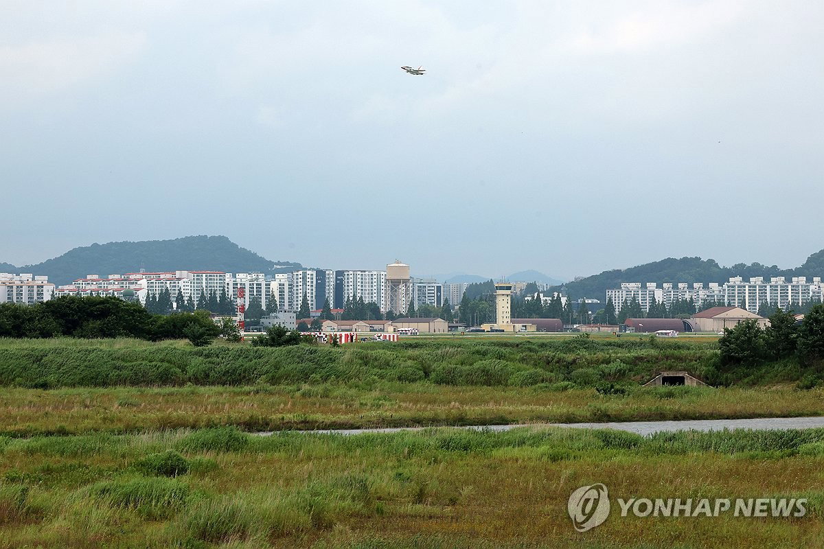 광주 군 공항 부지에 호남권 반도체 클러스터 조성 광주 군 공항 부지에 호남권 반도체 클러스터 조성