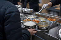 '1500원 점심' 가성비 성지…고물가 속 지하철역 상권 반전