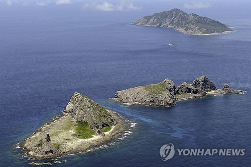 '포탑선' 7시간 항행…中, 센카쿠 13번째 영해 침범 '긴장 고조'