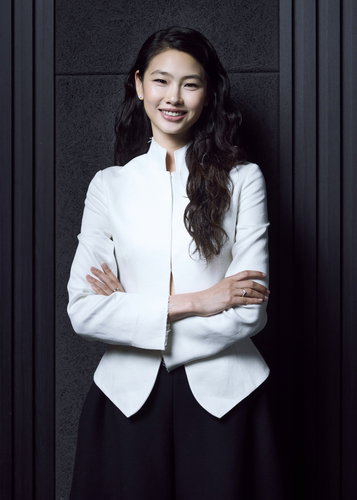 '호프' 정호연, 칸 압도한 '첫 영화'… '나홍진 집요함이 축복'
