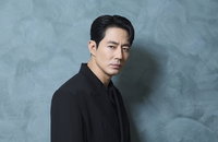 조인성, SF 대작 '호프' 고심 끝 도전…나홍진 '확고함'에 승부수