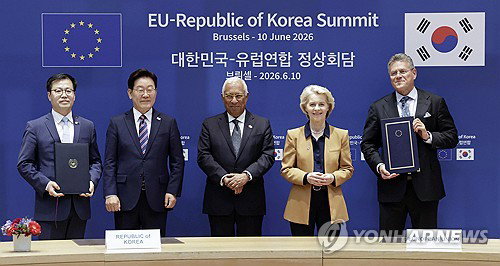 EU 철강 '반토막' 위기 넘었다... '정상방문 취소' 카드에 207.3만t 사수