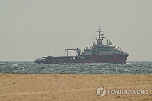 미군 긴급 발표: 호르무즈 해협 이란 공격…선원 1명 실종