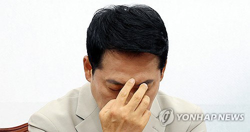'비호감 69%' 國民의힘, 지지율 24% 추락…'장동혁發 내전' 8·17 데드라인