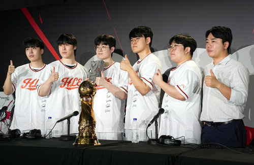 한화생명, MSI 3:2 첫 우승…'제우스' 강철 멘탈 빛났다