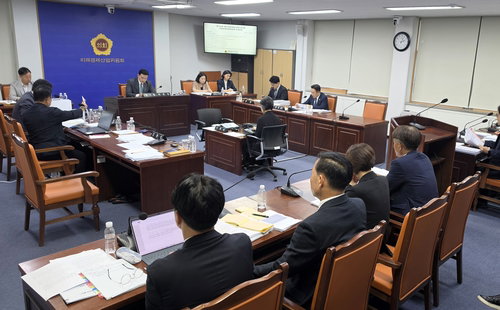 제주 수소차 174대 신청 '광풍', 충전소 '단 1곳'…도의회 「애물단지」 경고