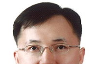 '금융위 핵심통' 유재훈, 보험개발원장 낙점…경쟁 뚫었다