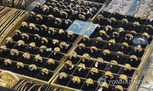 100억 '금' 사기…종로 금은방 주인 A씨 결국 구속