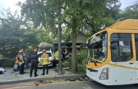 정자역 인도 돌진 벤츠, 30대 사망·2명 부상 '충격'