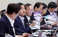 반도체 훈풍에 경제성장률 3% 목표…정부, ‘경제대도약 원년’ 승부수