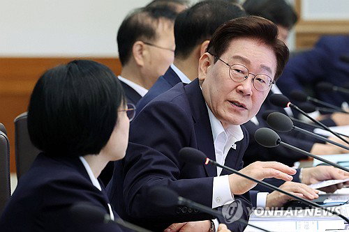 이대통령 '초고가' 묻자 90% 찬성…총리 '내 집'