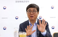 70억 달러 K-푸드 시대…최휘영 장관 '문화 매개체' 선언, 한류 확산 새 전략