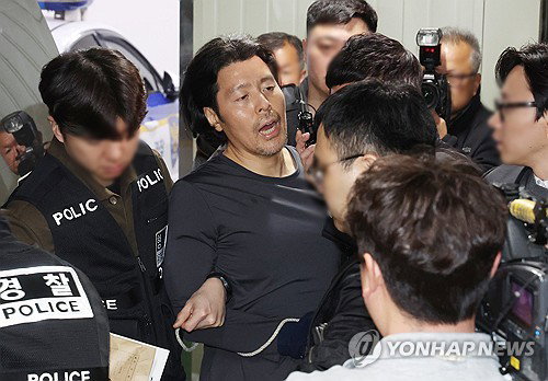 '공사 킬러' 자처 살해범, 법정서 「조직범죄」 음모론