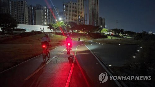 청주 '나흘째' 열대야…오후 단비 예보에도 30도 육박 '찜통더위'