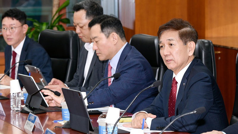 Investment Association and 10 securities companies CEOs hold emergency meeting on single-stock leveraged ETFs Investment Association and 10 securities companies CEOs hold emergency meeting on single-stock leveraged ETFs