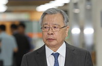 '50억 클럽' 박영수, 항소심서도 징역 12년 구형…9월 4일 '운명의 날'