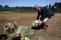 전직 의원 피살 일주일…패라지 총격 위협, 英 정계 '비상'