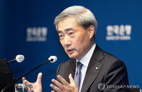 3년 6개월 만의 긴축 신호탄…한은, 오늘 기준금리 0.25%p 올린다